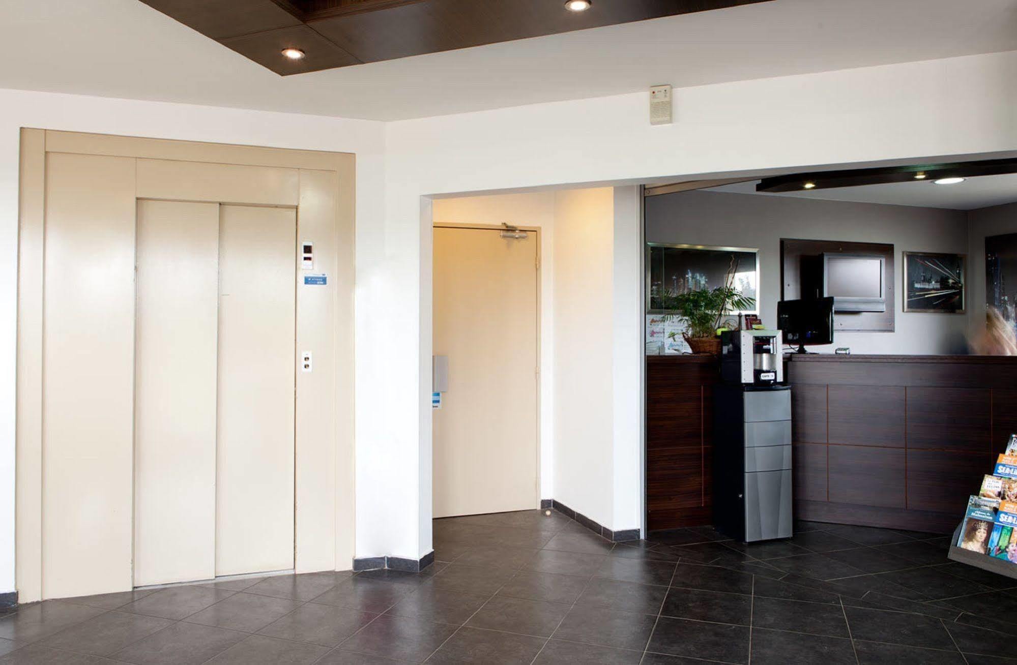 Orly Superior Hotel Athis-Mons Luaran gambar